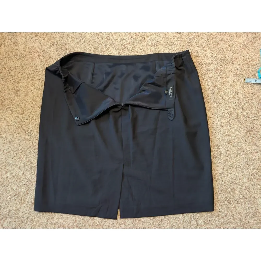 Talbots Woman Petites Size 18WP Color Black Back Zip Pencil Skirt Back Vent